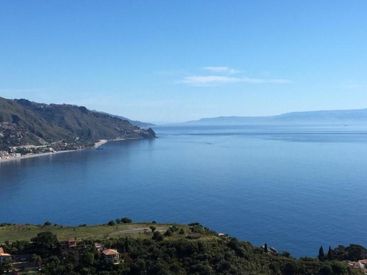 Blue Sky House Bed & Breakfast Taormina Dış mekan fotoğraf