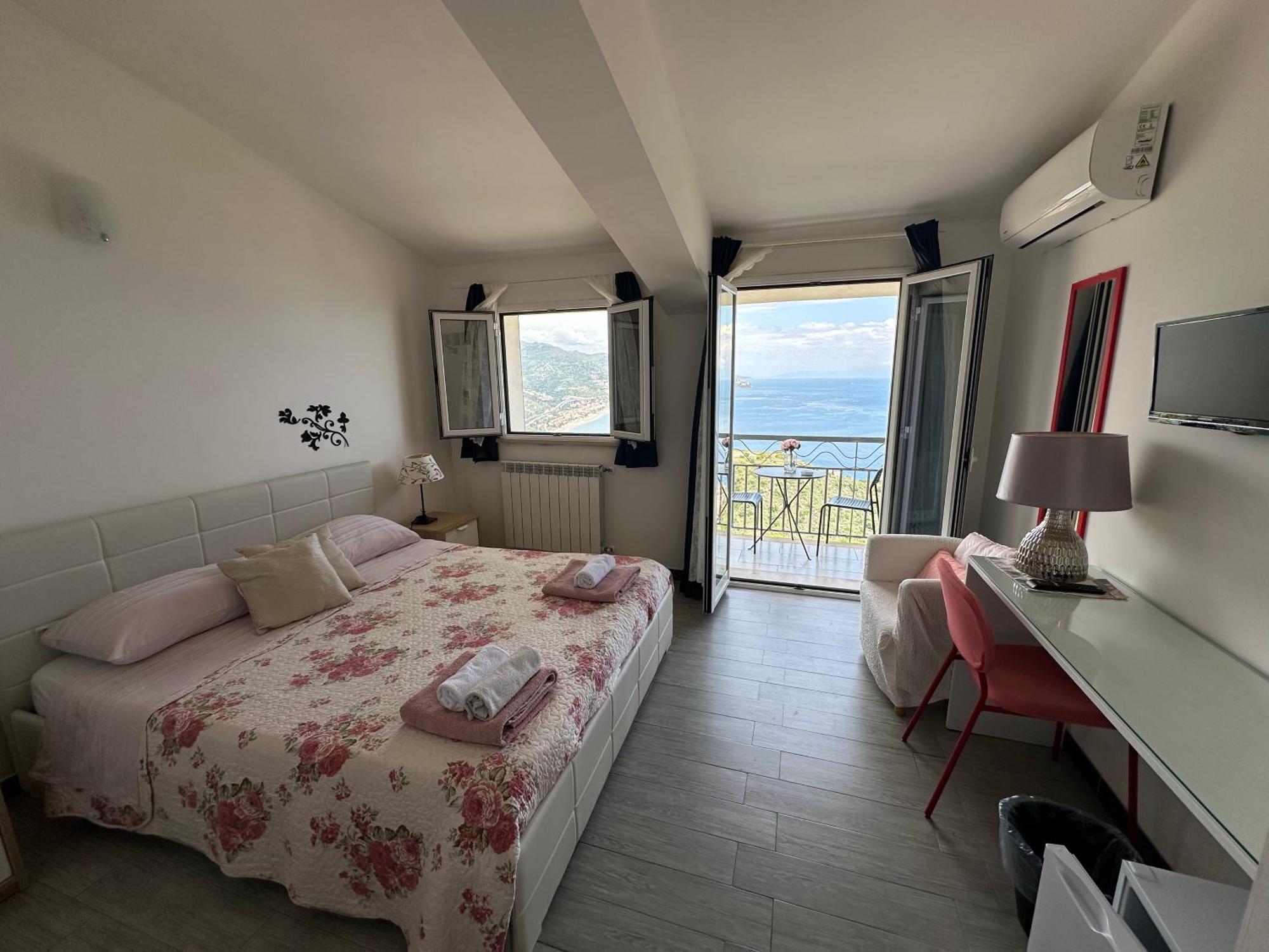Blue Sky House Bed & Breakfast Taormina Dış mekan fotoğraf