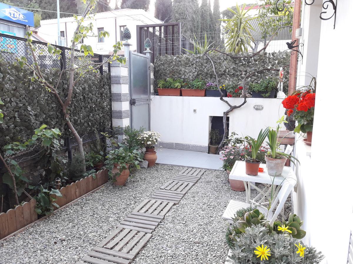 Blue Sky House Bed & Breakfast Taormina Dış mekan fotoğraf